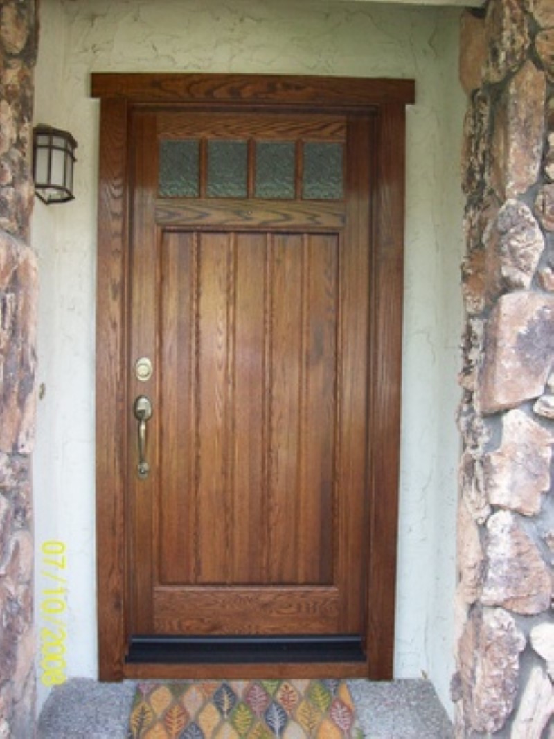 Classic Wood Enrty Door